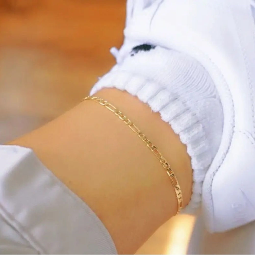 New: 14K Gold Plated Sterling Silver Figaro Anklet - Picture 2 of 7